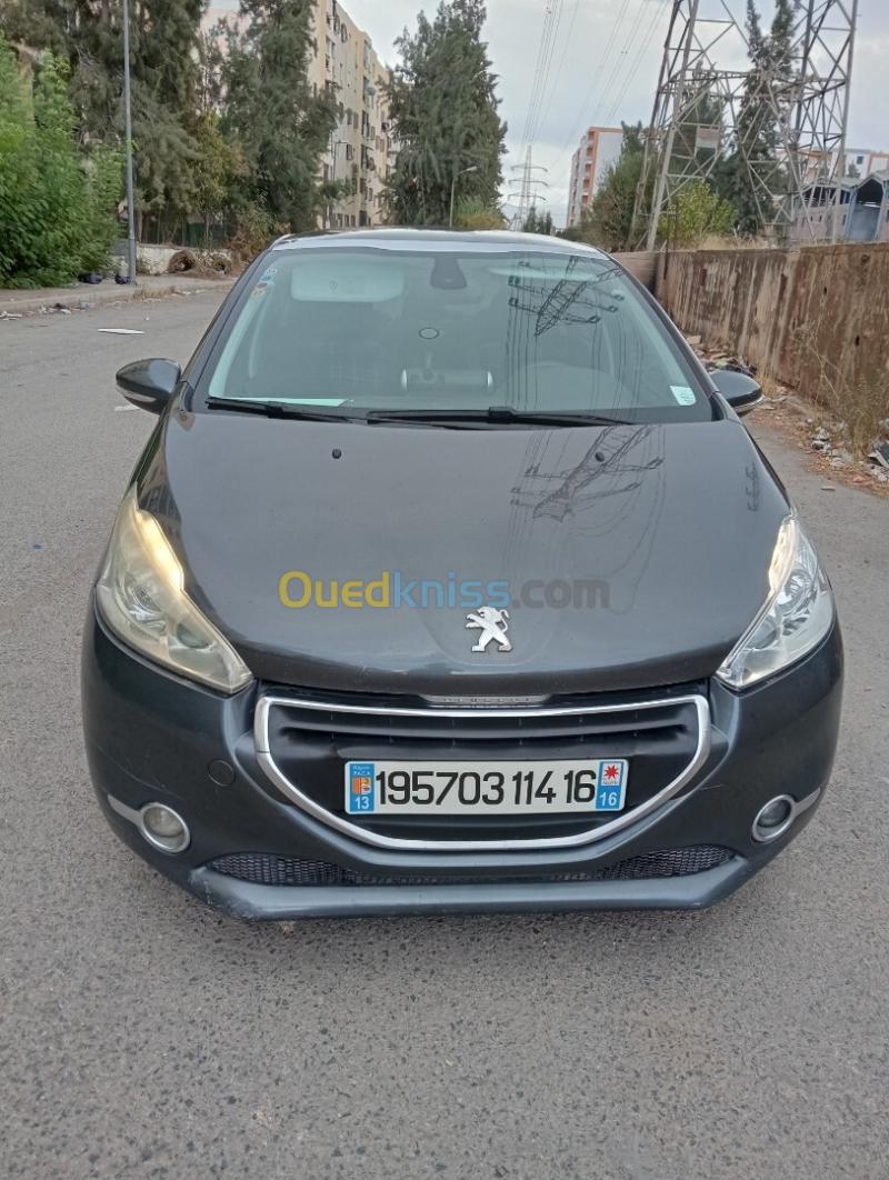 Peugeot 208 2014 Allure 9