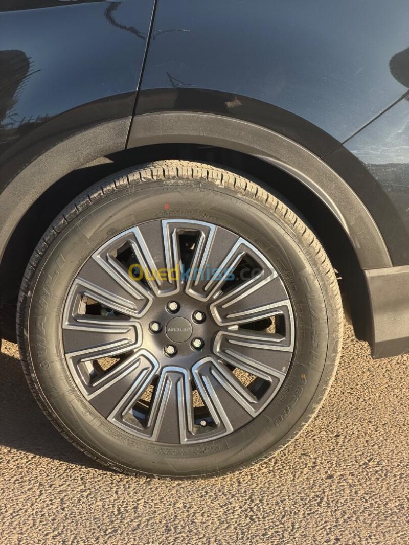 Jetour  X70 PLUS 2026 Luxury Edition 7 places  8
