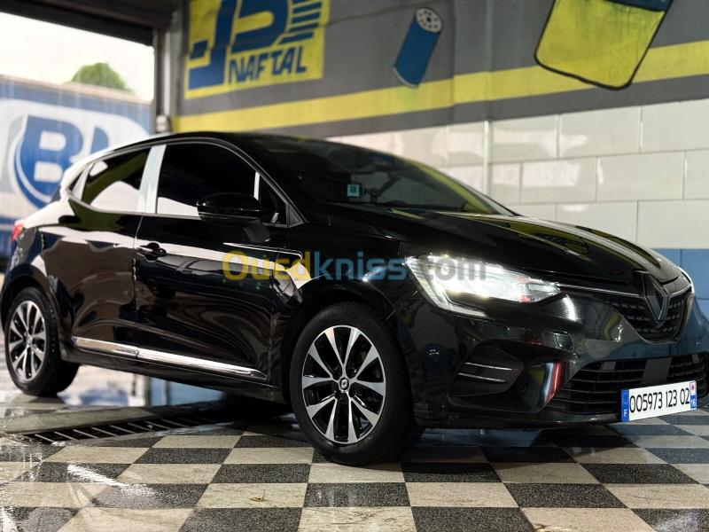 Renault Clio 5  2023  6