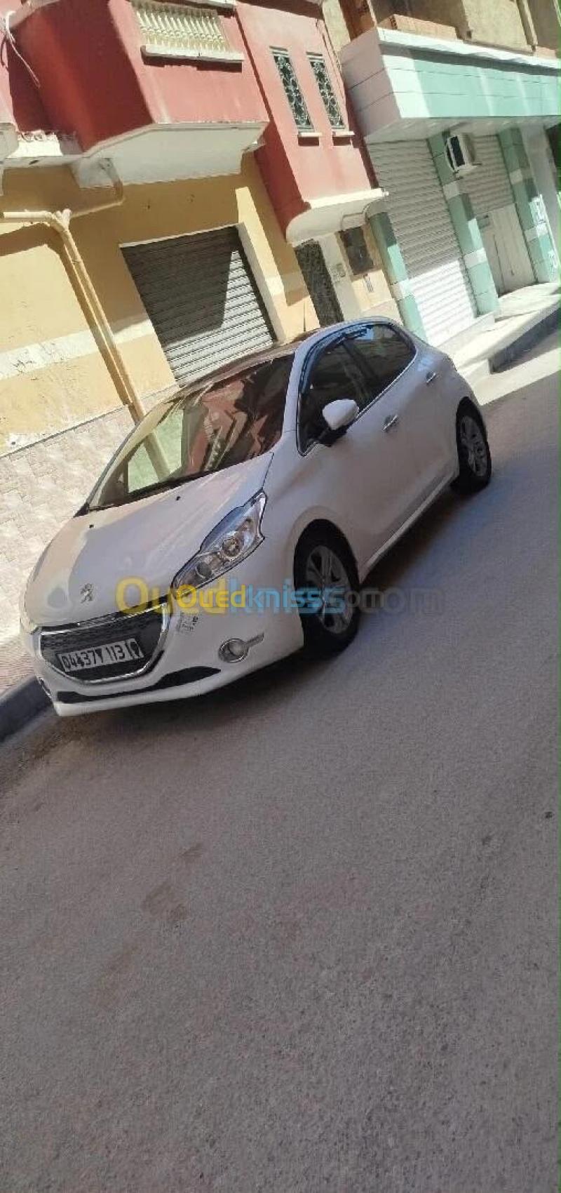Peugeot 208 2013 Allure
