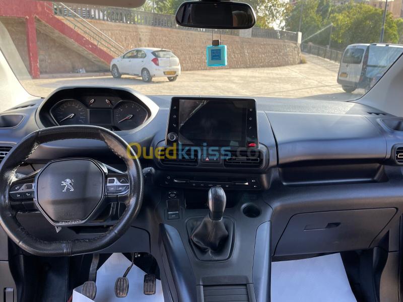Peugeot Partner 2021 Rifter 10