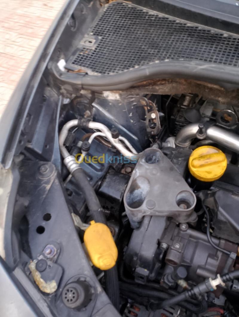 Renault Clio 3 2009 Clio 3 6