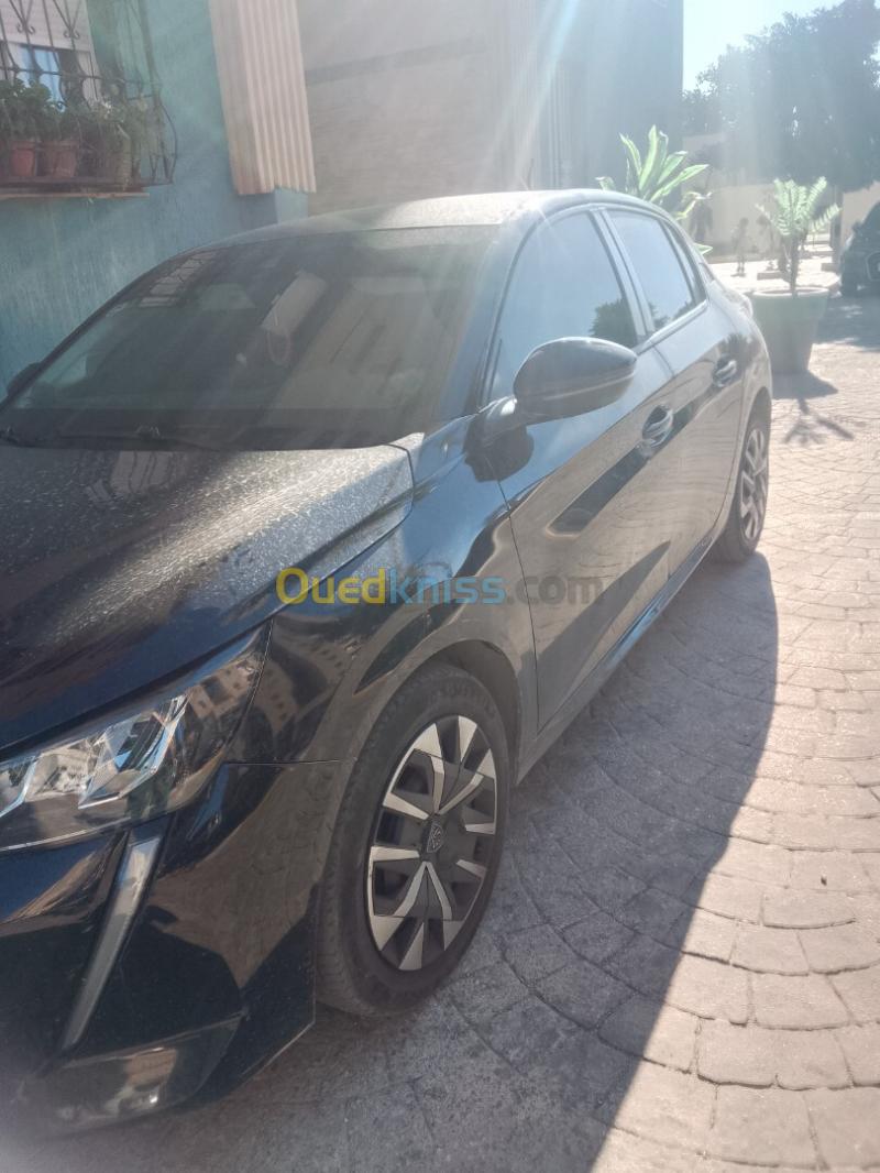 Peugeot 208 2024 Active Pack 5