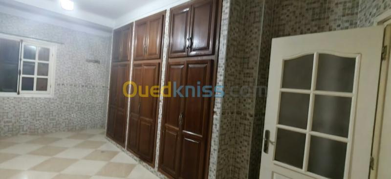Location Appartement F3 Alger Bouzareah 6