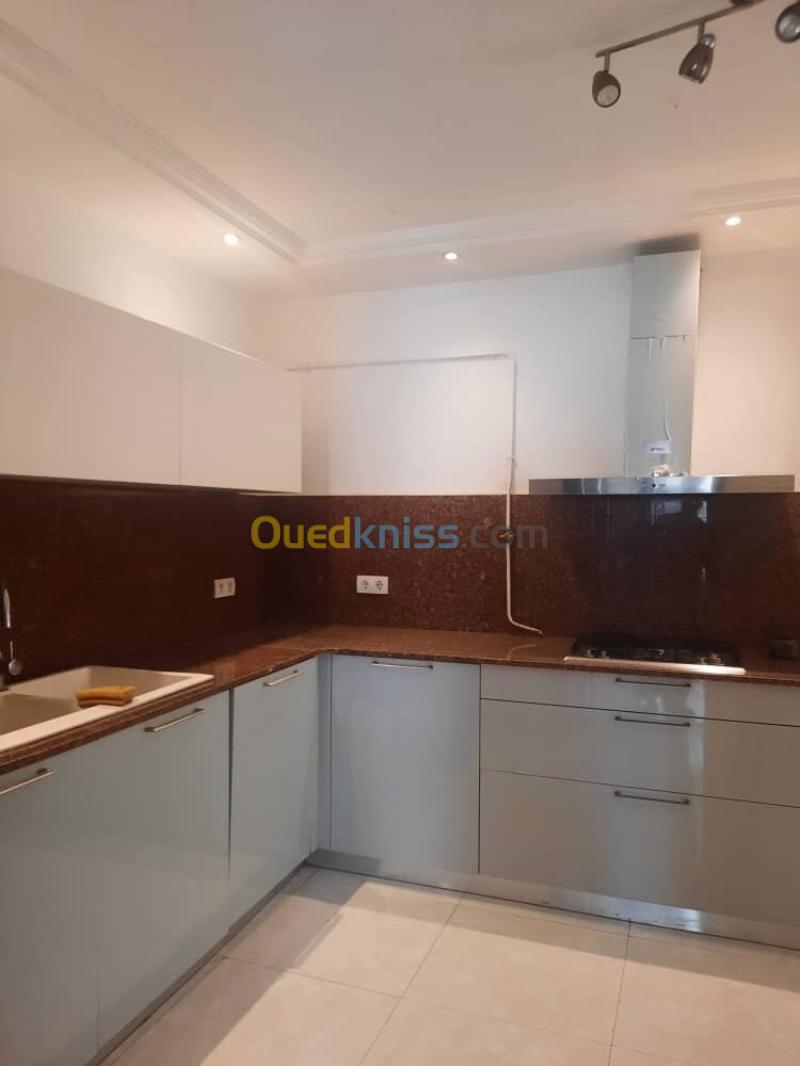 Location Appartement F5 Alger Cheraga 8