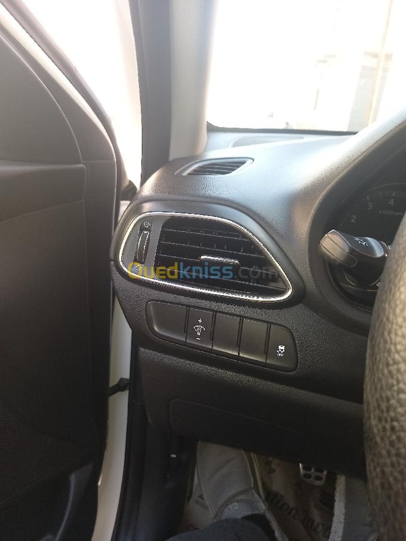 Hyundai i30 2019 i30 10