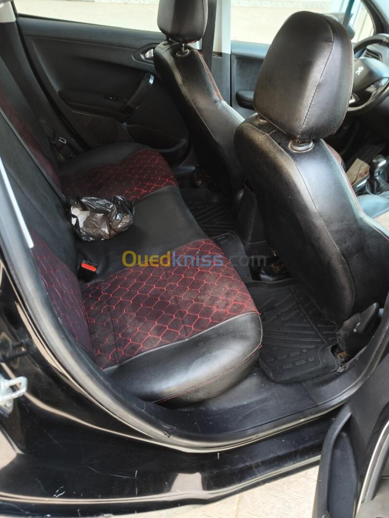 Peugeot 208 2012 Allure