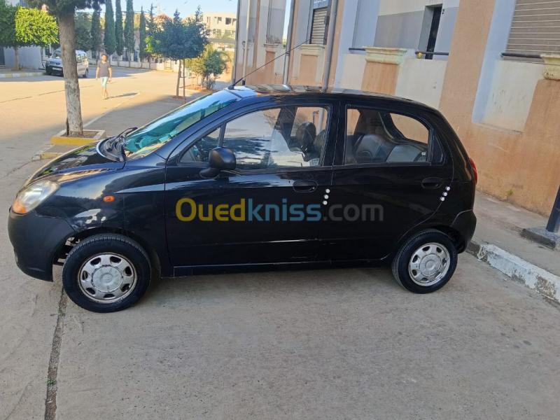 Chevrolet Spark 2015 Lite Base 3