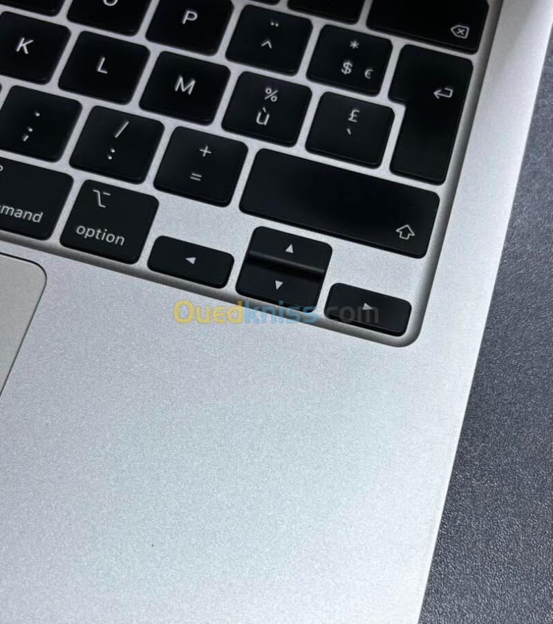 MACBOOK Air M2 2022 CPU M2 RAM 8 GO DISK 512 SSD ECRAN 13.6 INCH 2.5K RETINA 5