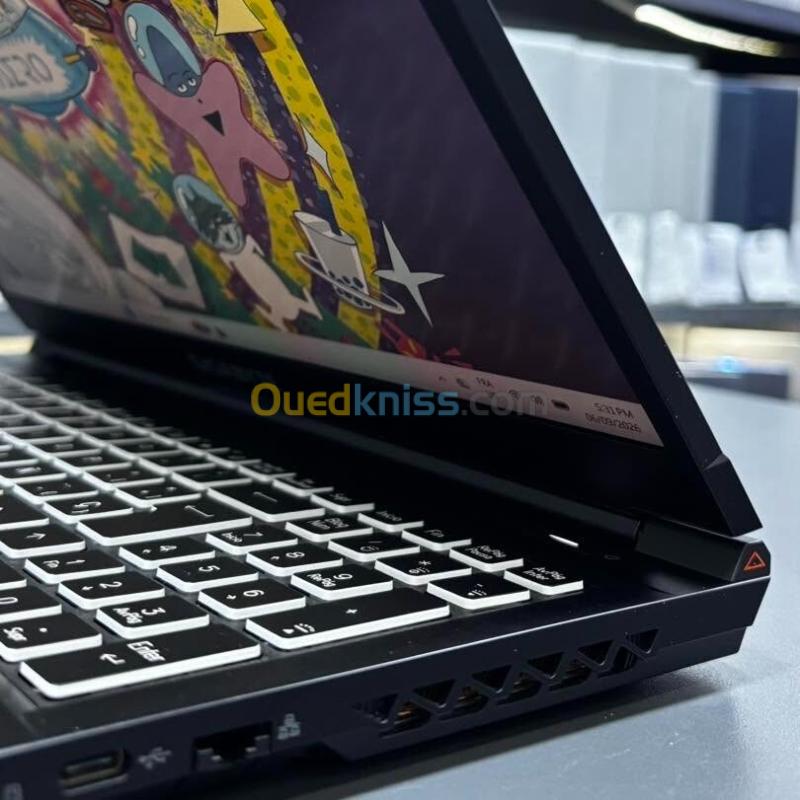 GIGABYTE G5 GAMING SERIES INTEL CORE I5 12500H 2.50GHz UP TO 4.50GHz 16Go DDR4 512Go SSD NVME NVIDIA RTX 4060 8GB VRAM INTEL IRIS XE GRAPHICS 15.6 INCH FULL HD 144Hz 5