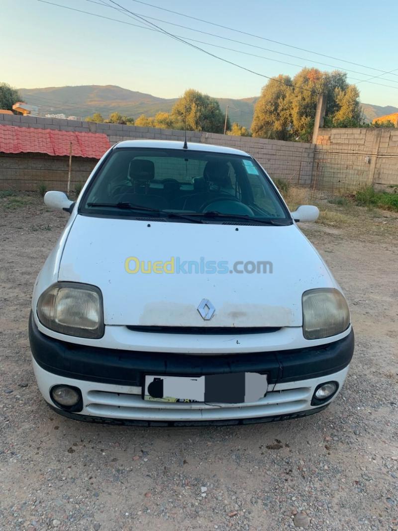 Renault Clio 2 1999  8