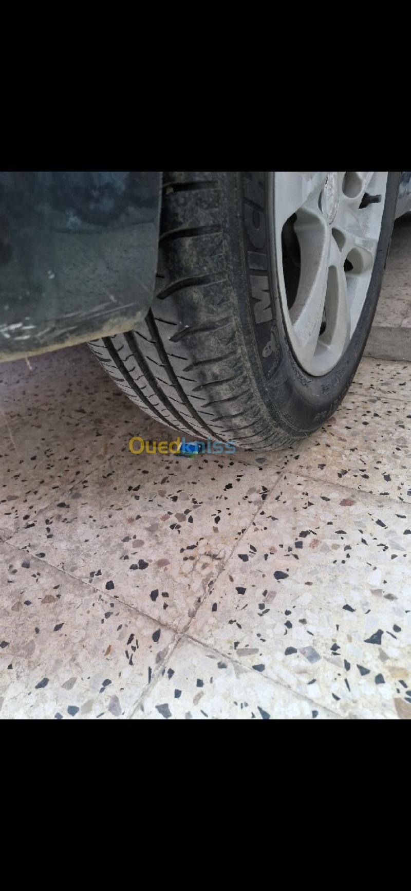 Peugeot 208 2016 Allure 5
