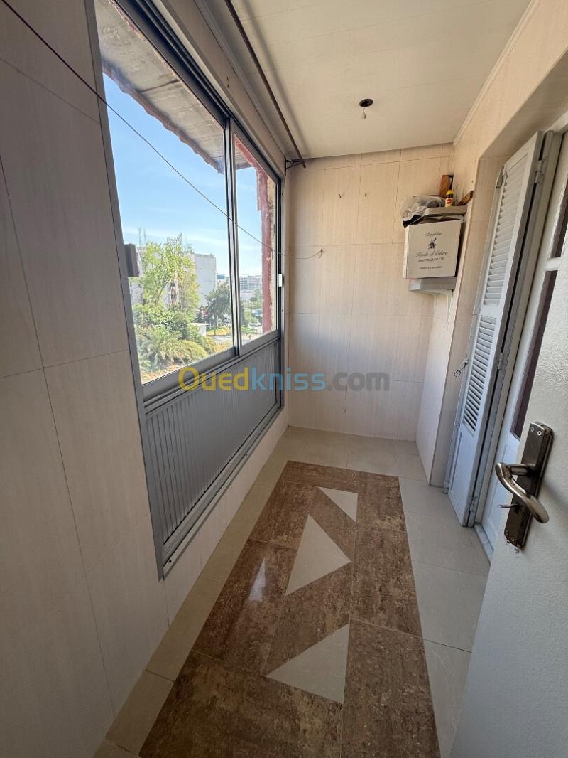 Vente Appartement F3 Alger Said hamdine 12