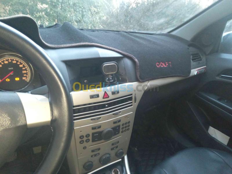 Opel Astra 2009 Astra 10