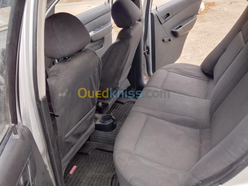 Chevrolet Aveo 4 portes 2008 LT 6