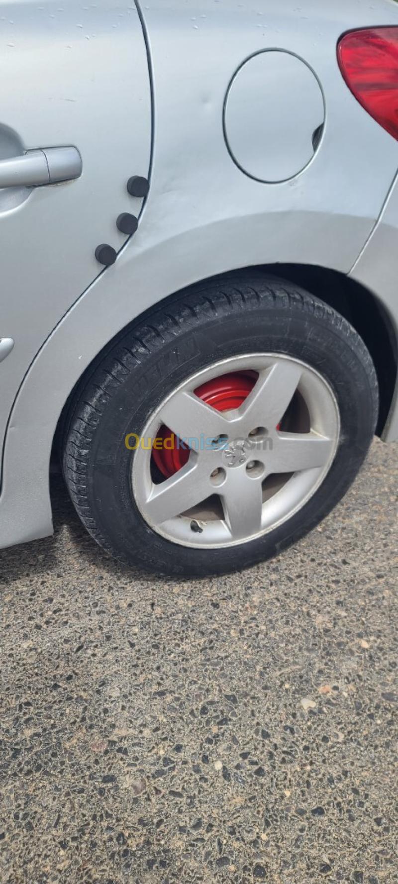 Peugeot 207 2011 Active 3