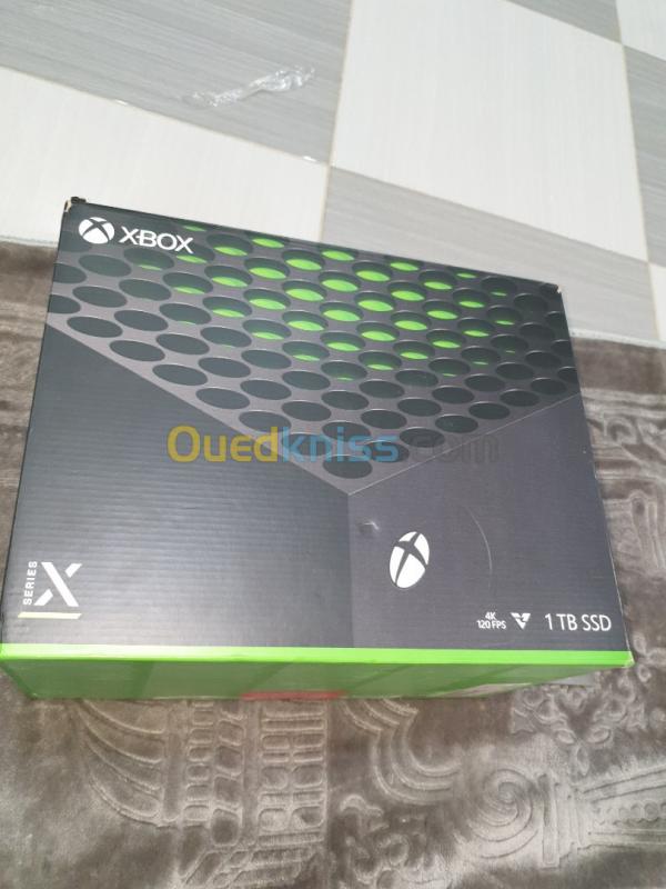  Lot Xbox series X avec xim apex et 2 casque +manette ps4 