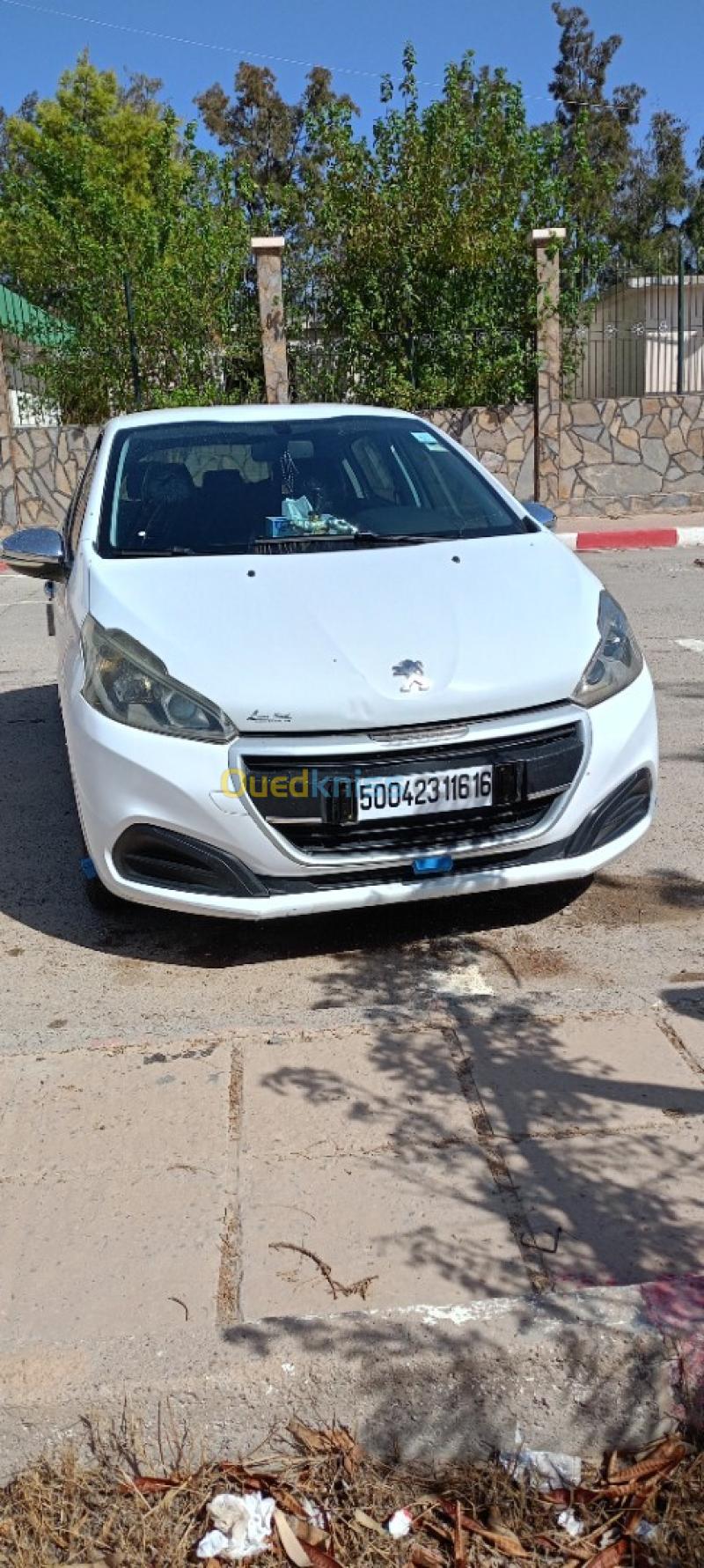 Peugeot 208 2016 208