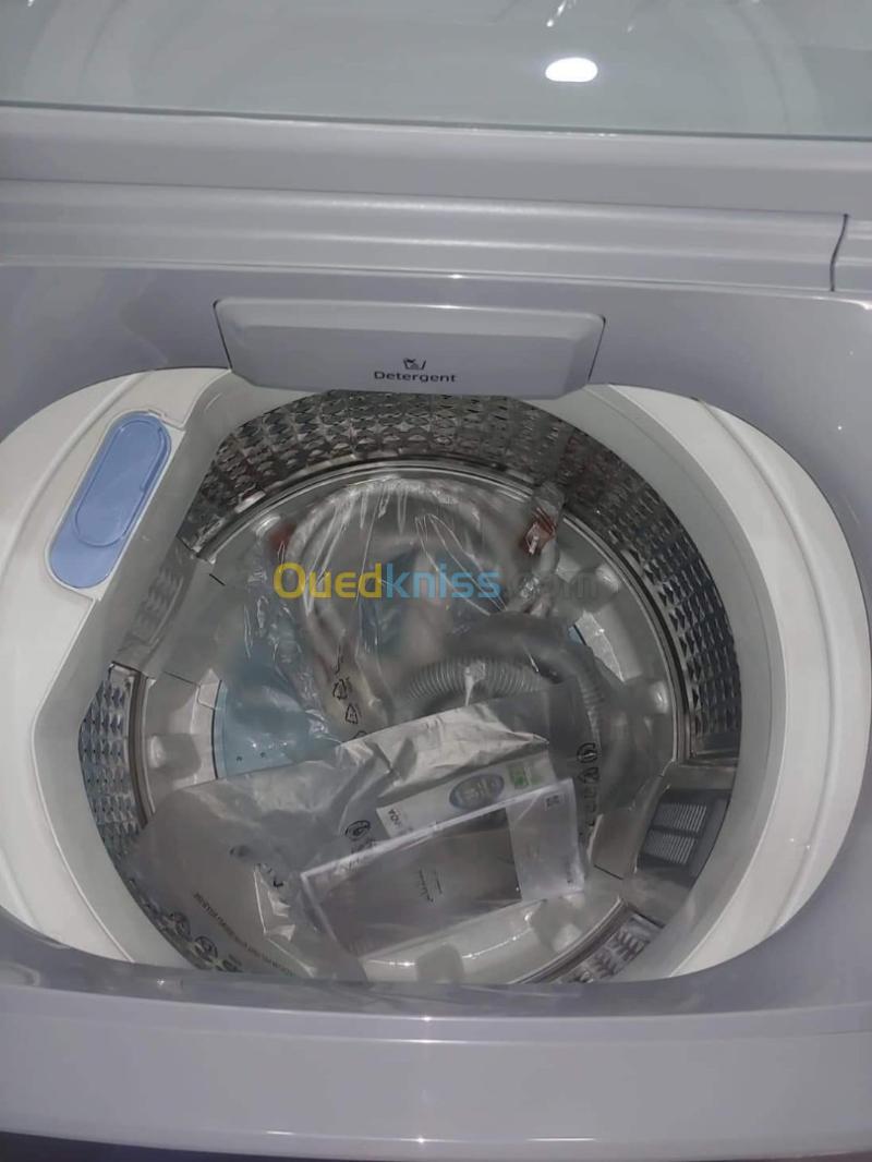 Machine à laver Samsung 7KG  TOP Gris WA70H4200SY 3