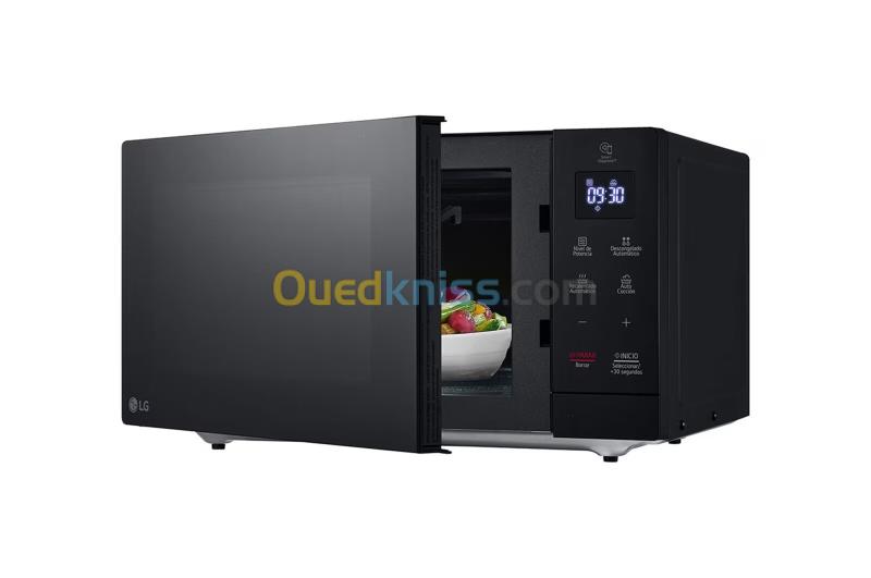 Micro-ondes LG  MS3032JAS Solo  NeoChef 30L ON OFF |Solo  Ouverture de porte par bouton 6