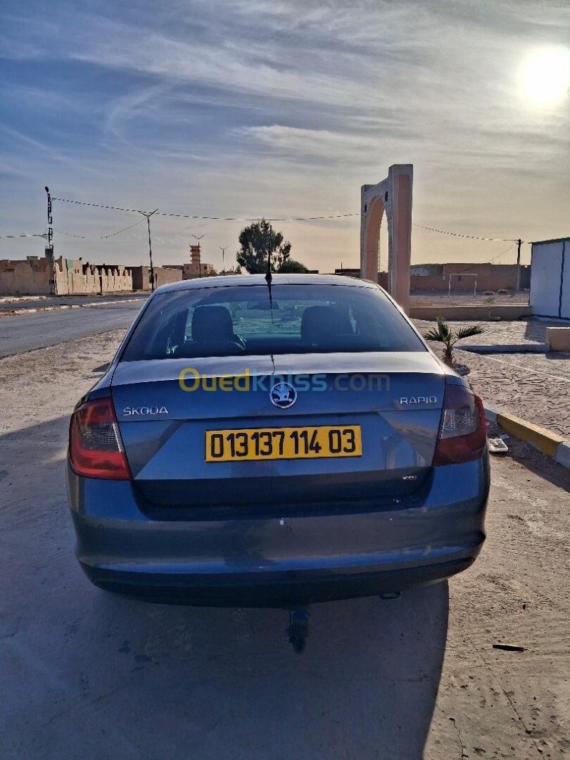 Skoda Rapid 2014 Rapid 3