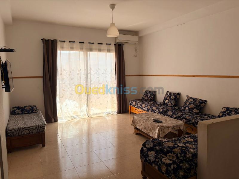 Location vacances Appartement Niveau de villa F2 Oran Ain el turck 3