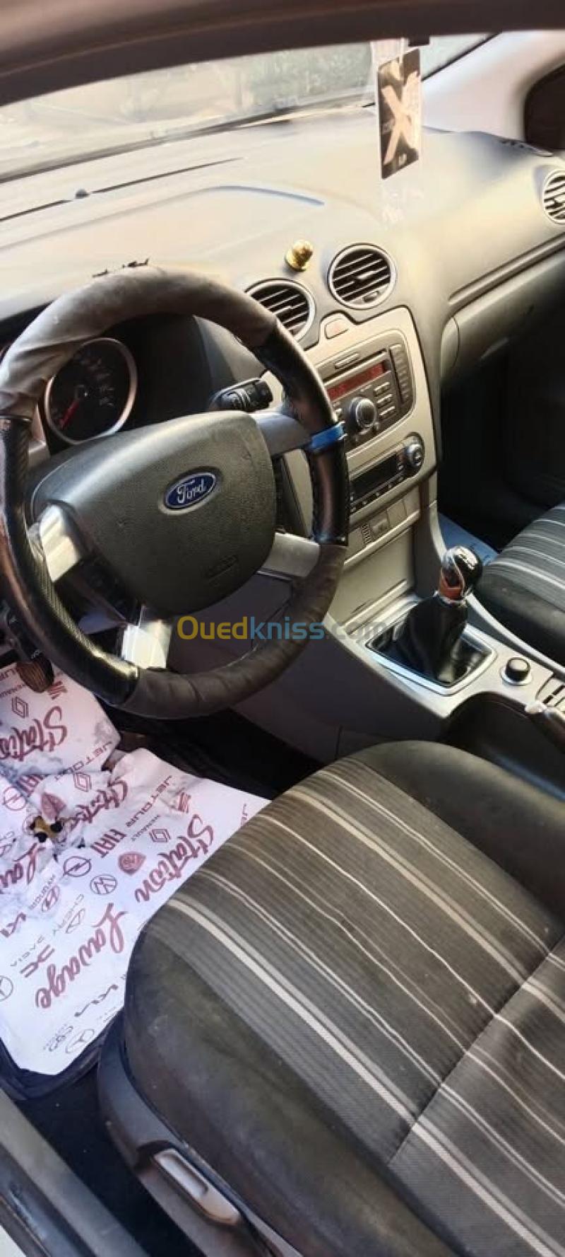 Ford Focus 5 portes 2010 Focus 5 portes 3
