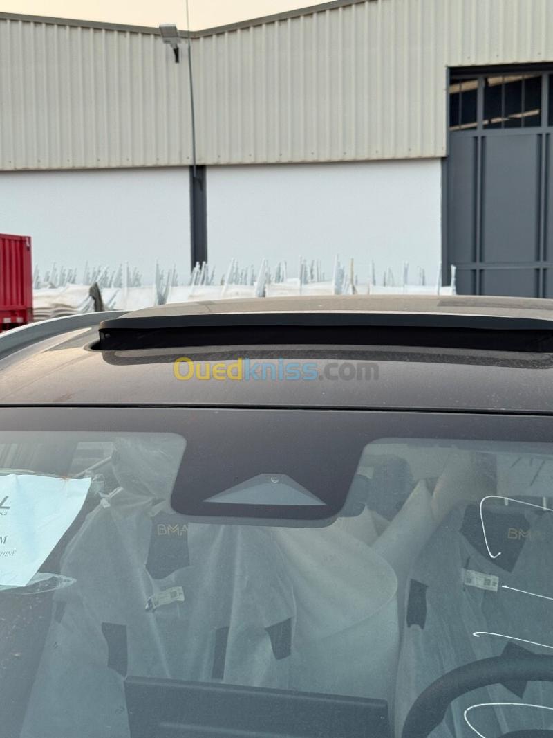 Geely Coolray 2026  13