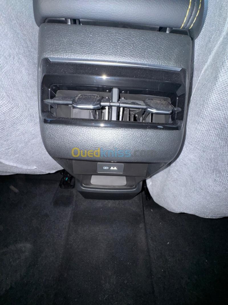 Geely Coolray 2026  8