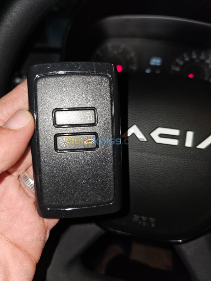 Dacia Logan 2025 La tout 10