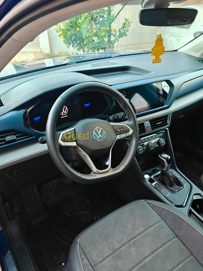 Volkswagen Taos 2024  8