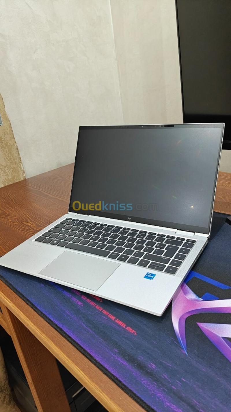 HP Elitebook 1040 x360 ( 2 en 1 ) 10