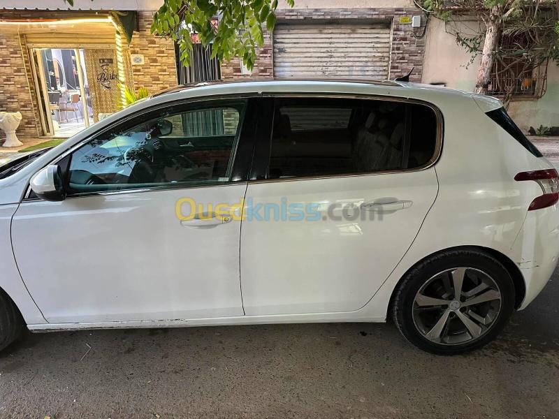 Peugeot 308 2016 Allure 5