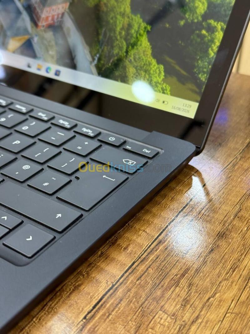 Microsoft Surface Laptop 4  i7-1185G7  16 Go DDR4  256 Go SSD 6