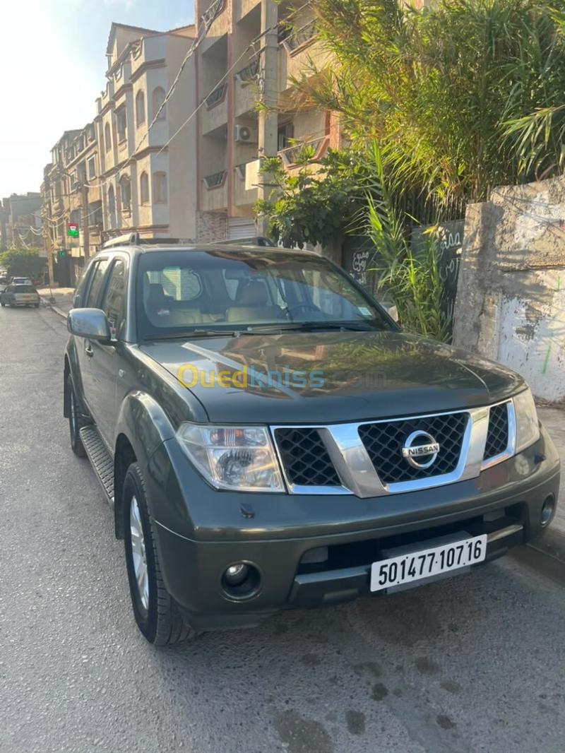 Nissan Pathfinder 2007 Elegance 2