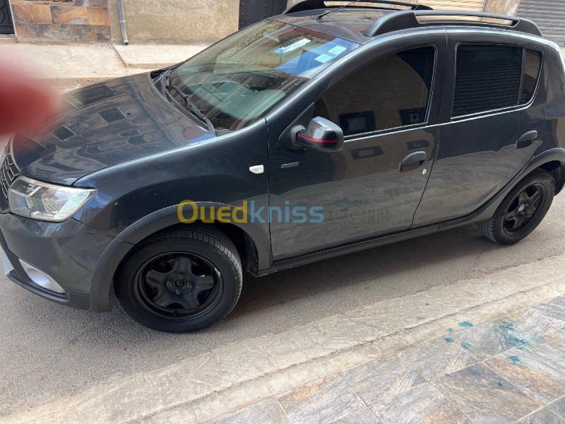 Renault Dacia 2019 Stepway 3
