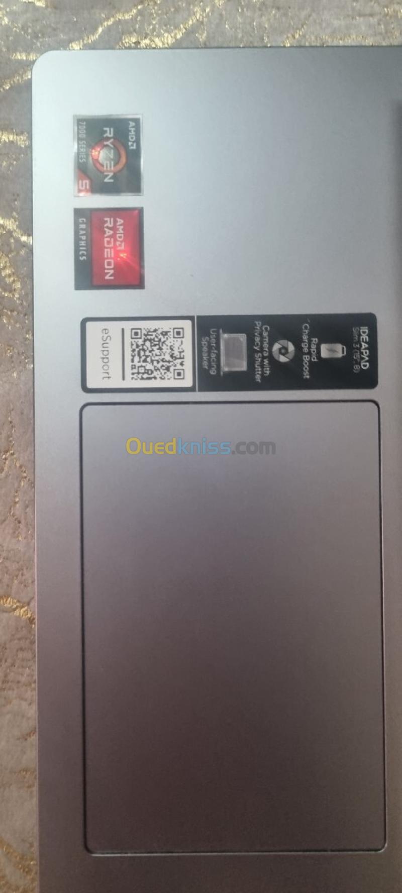 Lenovo IdeaPad Slim 3 Ryzen 5 7520U 8GB 512GB SSD 7