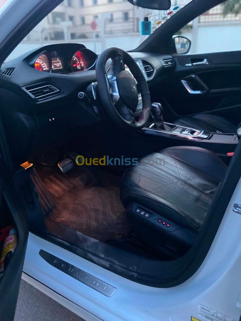 Peugeot 308 2018 GT Line  4