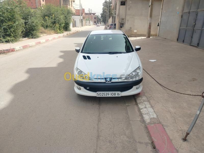 Peugeot 206 2008  13