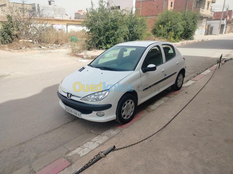 Peugeot 206 2008  15