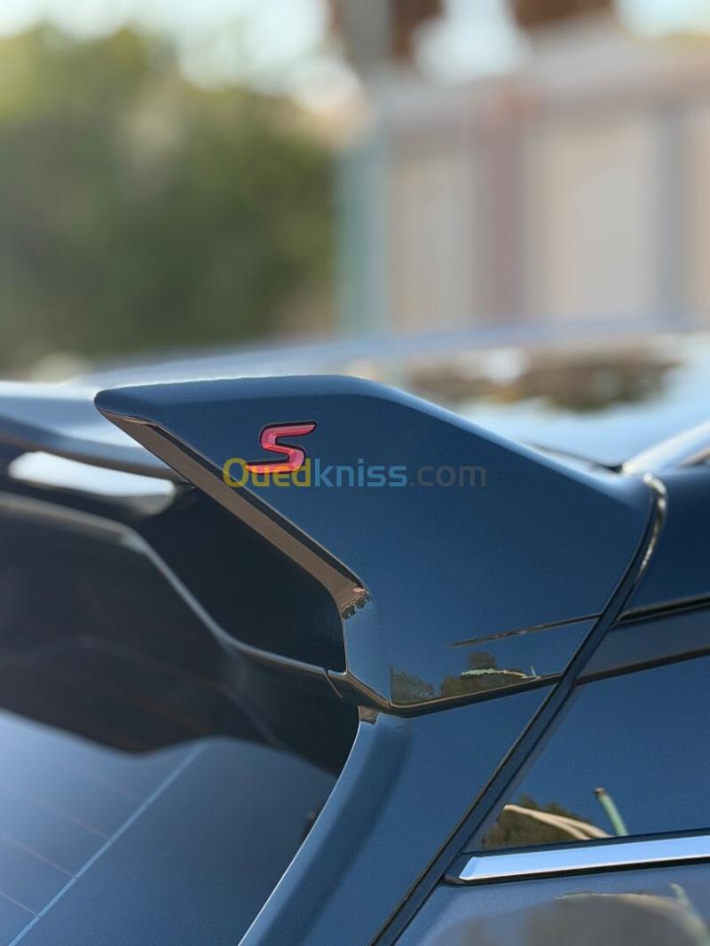 Geely Coolray 2026 Battle  7