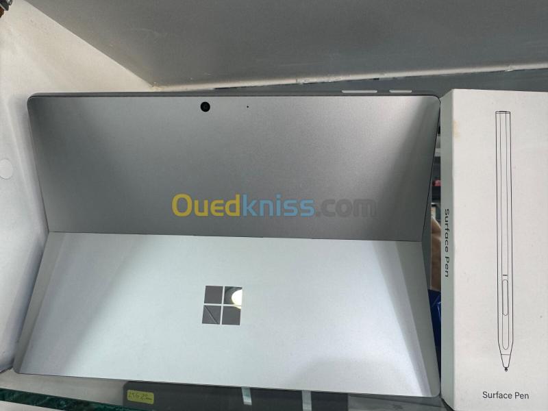 SURFACE PRO 11. 1TB 4
