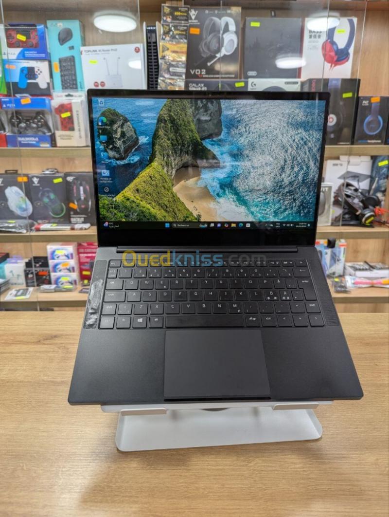 razer blade i7 8565u 16gb 256ssd mx 150 4gb 14" tactile 4k