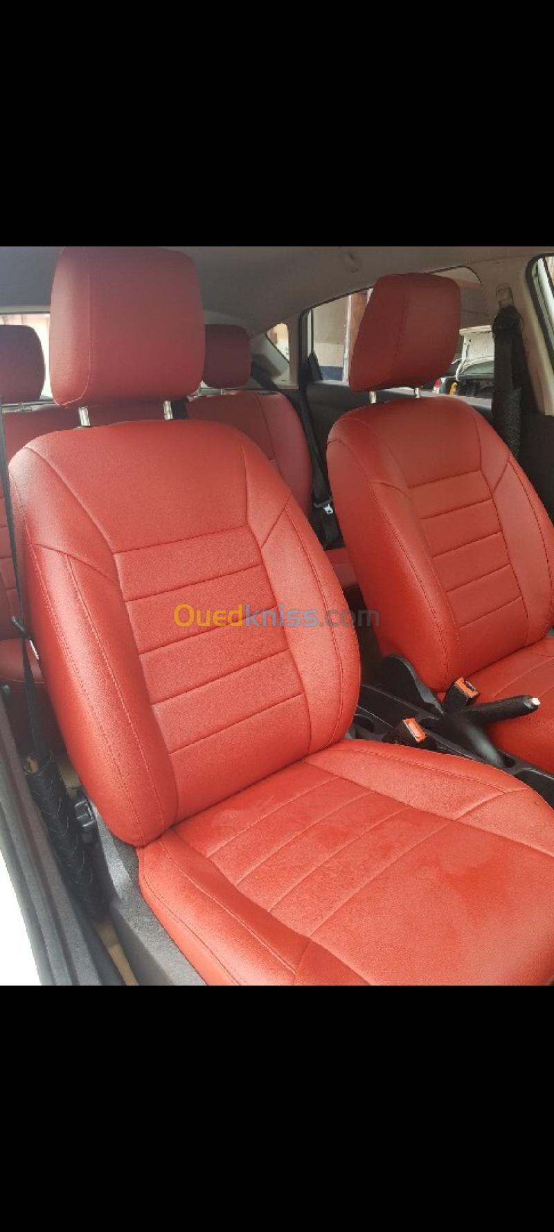 Ford Fiesta 2015  6