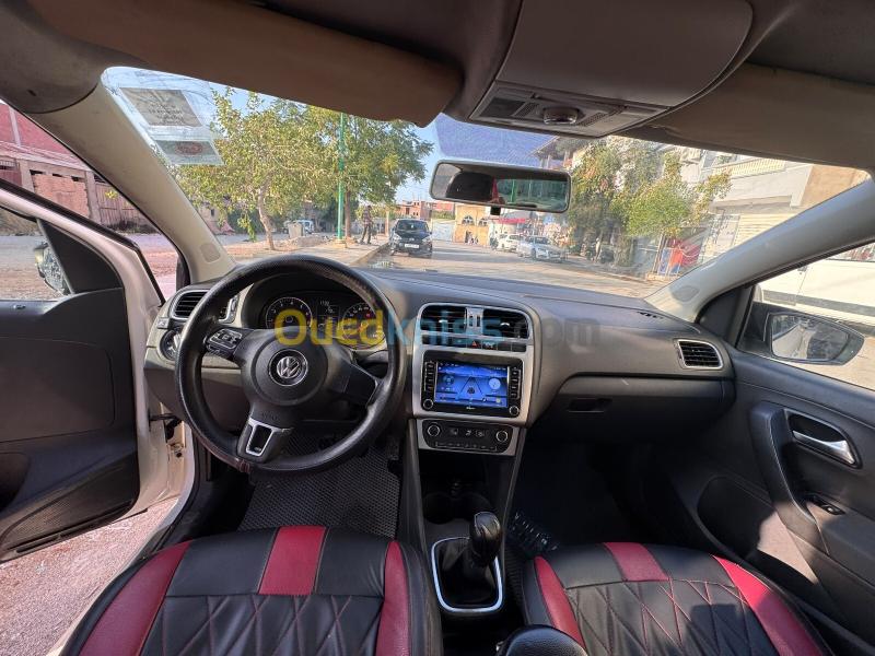 Volkswagen Polo 2014 Life 4